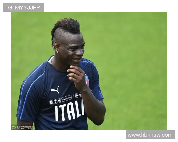 足球明星幽默瞬间引发热议笑岔腹肌的背后故事揭秘